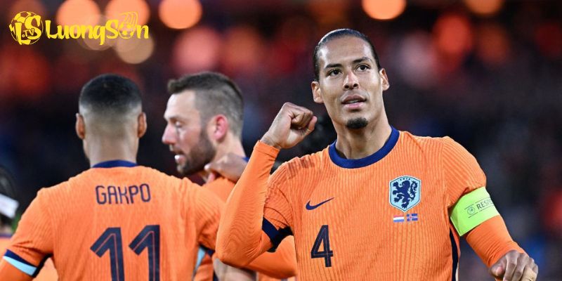 Phong độ của cơn lốc màu da cam - Hà Lan